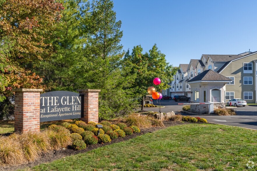 More Photos Of 555 Andorra Glen Ct, Lafayette Hill Apartments For Lease