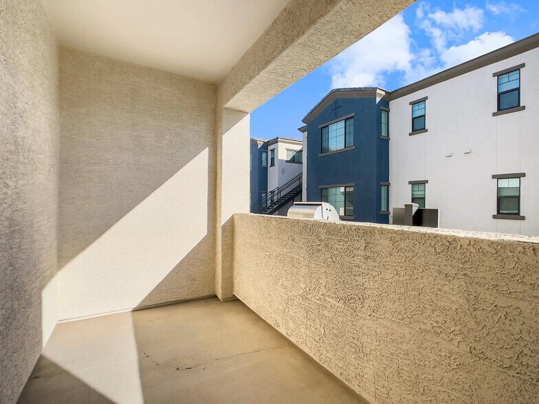 More Photos Of , Phoenix Multifamily For Sale