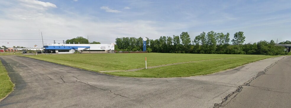 More Photos Of 1301 E 60th St, Anderson Land For Sale