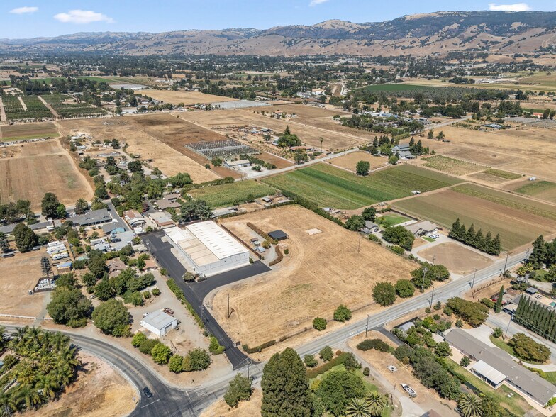 More Photos Of 675 Buena Vista Ave, Gilroy Manufacturing For Sale