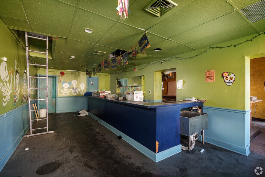 More Photos Of 344-348 South St, Philadelphia General Retail For Sale