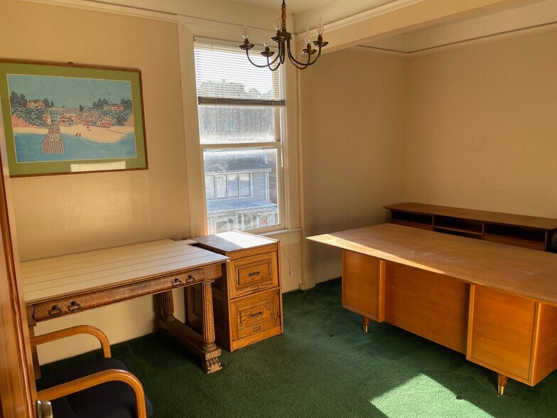 More Photos Of 314 Capitola Ave, Capitola Coworking Space