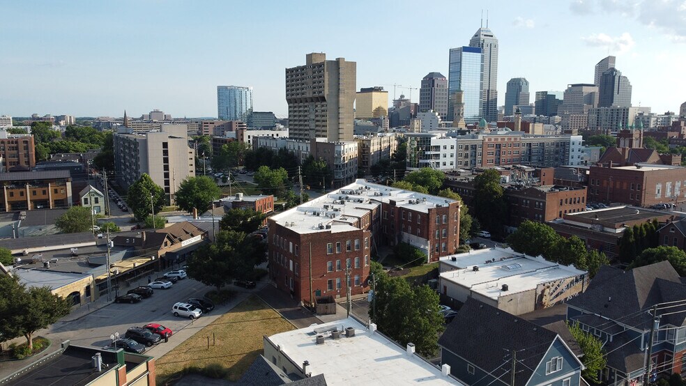 More Photos Of 517-521 E Walnut St, Indianapolis Storefront Retail Office For Lease