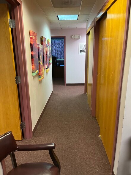 More Photos Of 3 Woodland Rd, Stoneham Medical For Sale