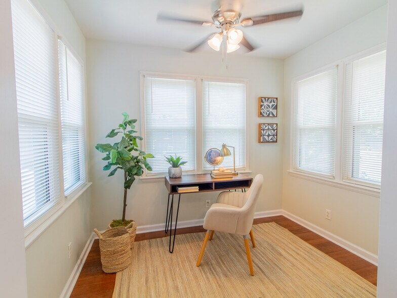 More Photos Of 5036 Tholozan Ave, Saint Louis Multifamily For Sale