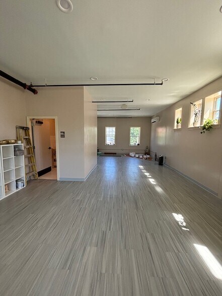 More Photos Of 3305 Rhode Island Ave, Mount Rainier Daycare Center For Lease