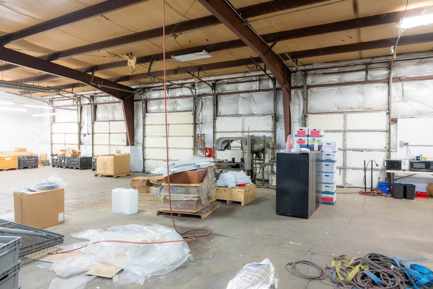 More Photos Of 2424 Columbus Rd, Springfield Warehouse For Sale