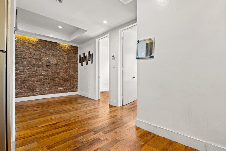 More Photos Of 1935 Bergen St, Brooklyn Apartments For Sale