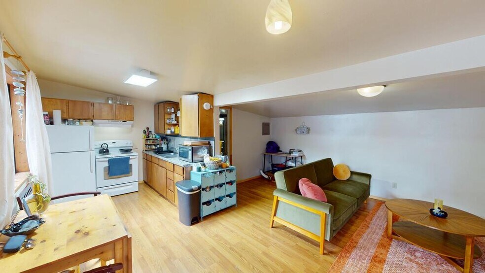 More Photos Of 130 Cleborn St, Lake City Apartments For Sale