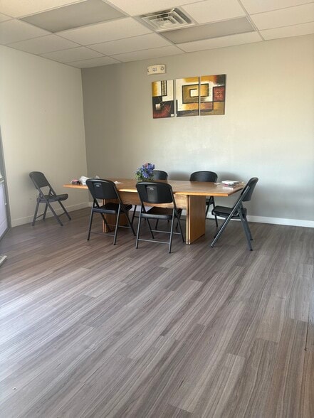 More Photos Of 18434 N 99th Ave, Sun City Storefront For Lease