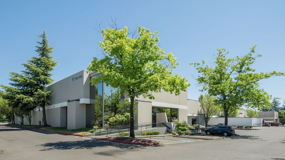Primary Photo Of 7015-7035 S 212th St, Kent Warehouse For Lease
