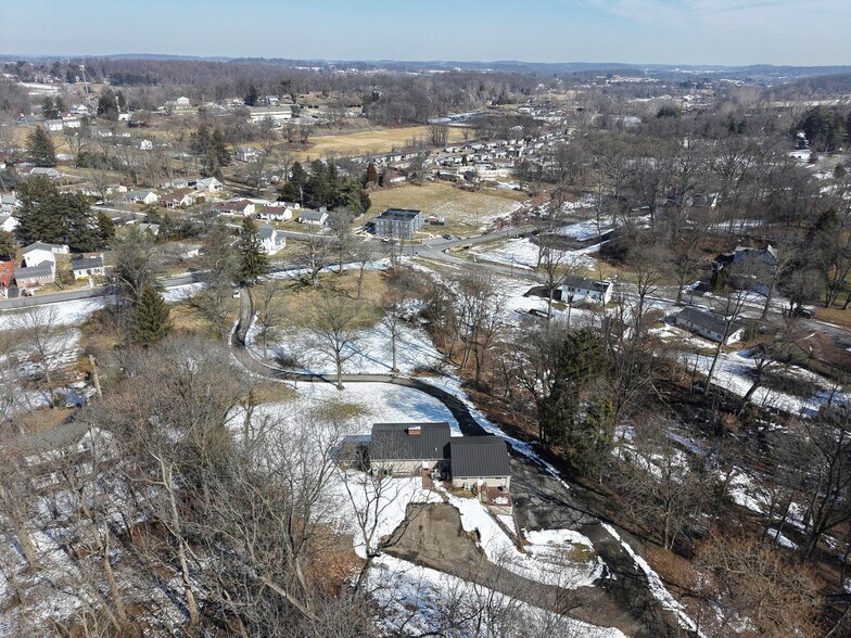 More Photos Of 166 Rosehill Ave, West Grove Multifamily For Sale