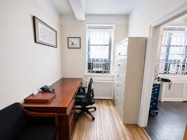 More Photos Of 235 E 22nd St, New York Apartments For Sale