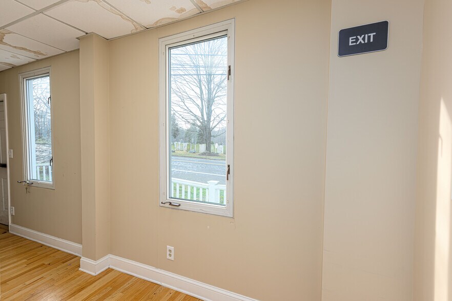 More Photos Of 657 Orange Center Rd, Orange Office For Sale