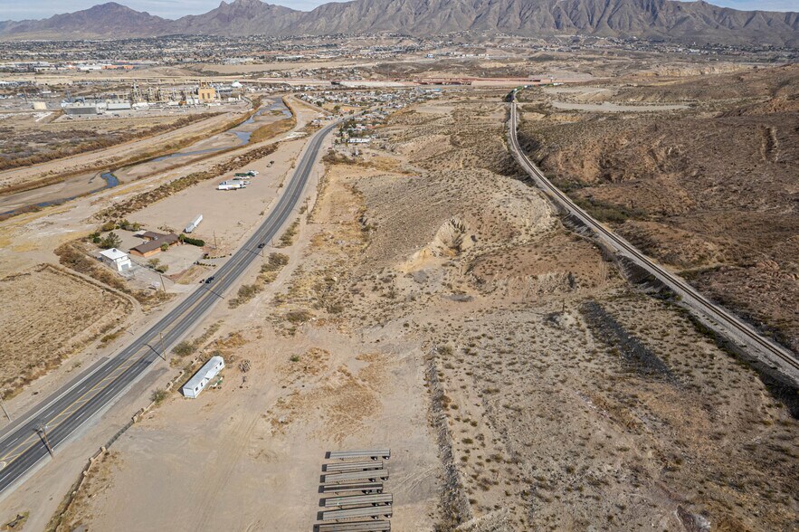 More Photos Of 575 Mcnutt Rd, Sunland Park Land For Sale