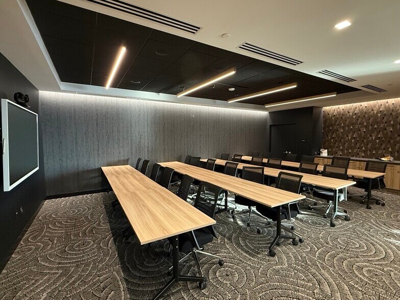 More Photos Of 23710 Schooler Plz, Brambleton Coworking Space
