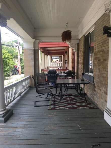 More Photos Of 125 Stratford Ave, Pittsburgh Apartments For Sale