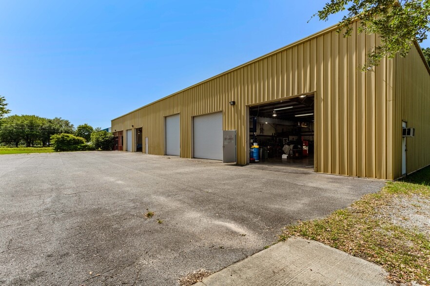 More Photos Of 205 Bourne Blvd, Savannah Warehouse For Sale