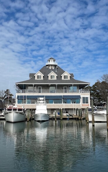 Primary Photo Of 308 Mediterranean Ave, Virginia Beach Restaurant For Lease