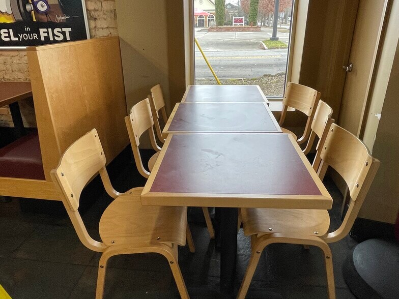 More Photos Of 156 E Carolina Ave, Hartsville Storefront Retail Residential For Lease