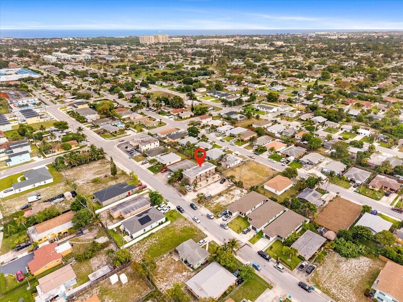 More Photos Of 526 NW 12th Ave, Boynton Beach Apartments For Sale