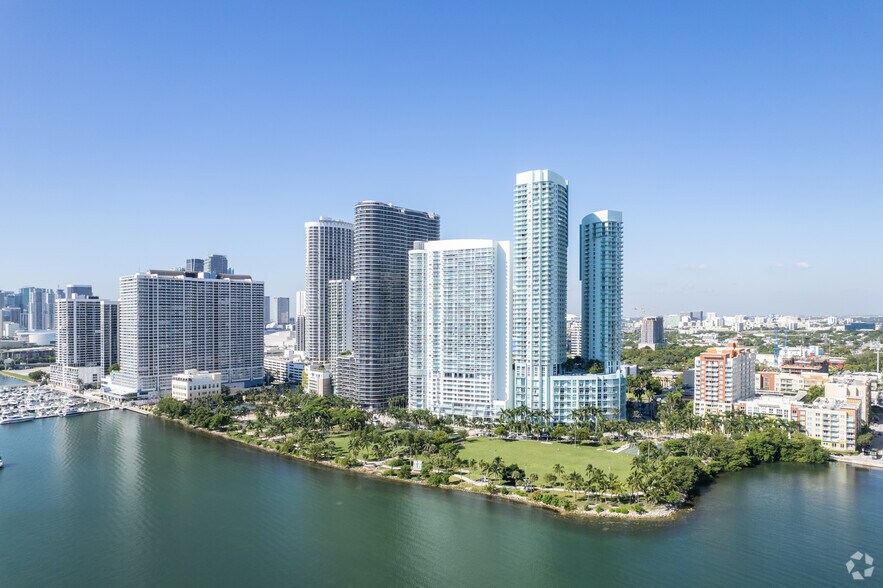 More Photos Of 1750 N Bayshore Dr, Miami Apartments For Lease