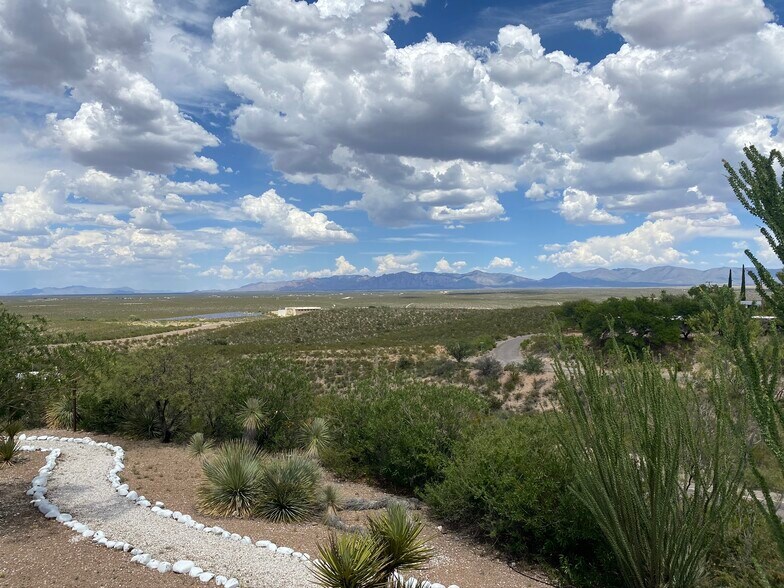 More Photos Of 781 AZ-80, Tombstone Hotel For Lease