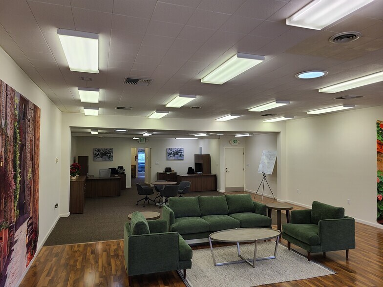 More Photos Of 821 W El Camino Real, Mountain View Flex For Lease