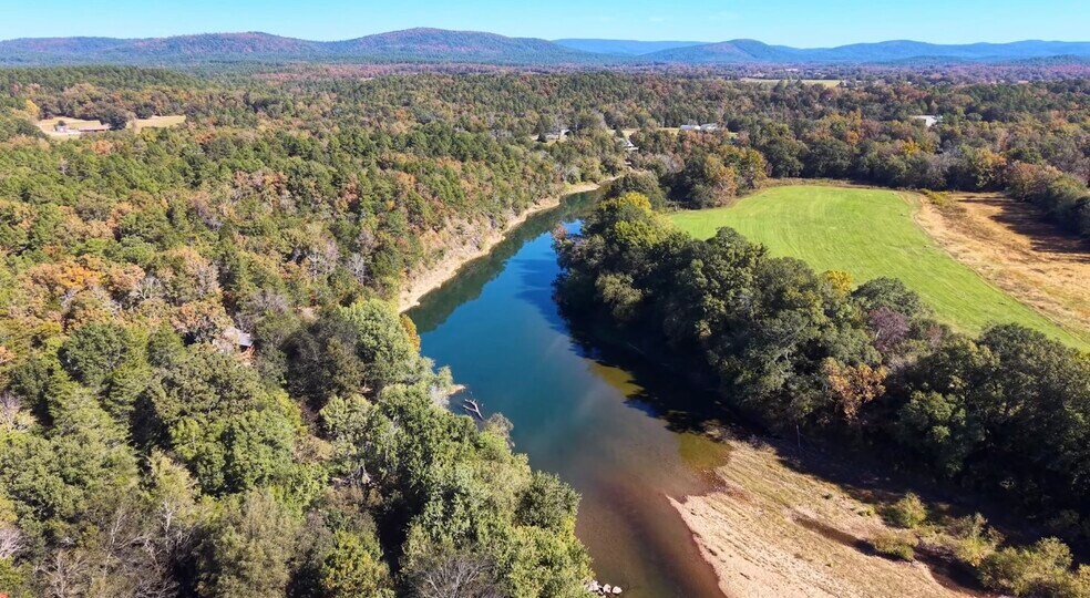 More Photos Of 122 Ouachita River Haven Rd, Pencil Bluff Hotel For Sale