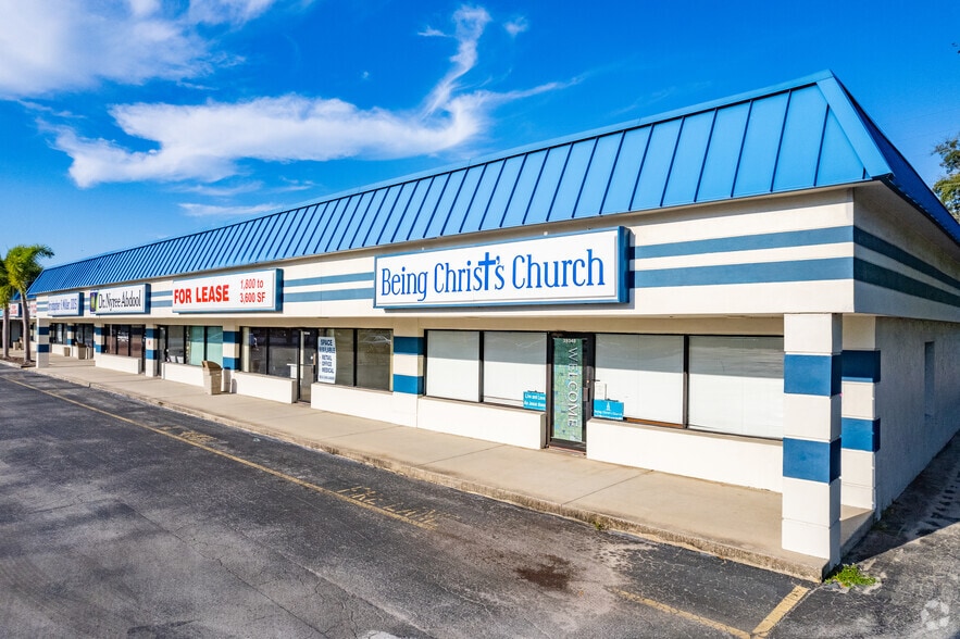 More Photos Of 39310-39348 US Highway 19, Tarpon Springs Storefront Retail Office For Lease