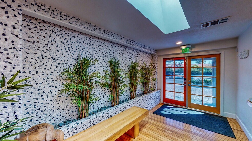 More Photos Of 3889 S Eastern Ave, Las Vegas Office For Sale