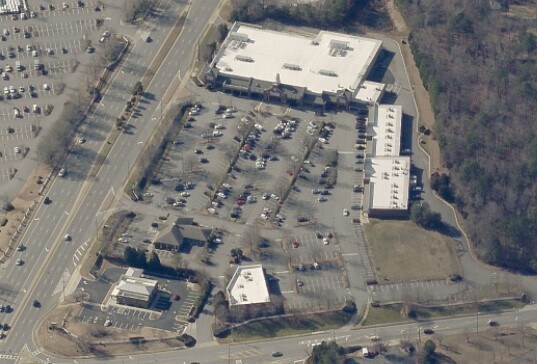 More Photos Of 885 Woodstock Rd, Roswell Land For Lease
