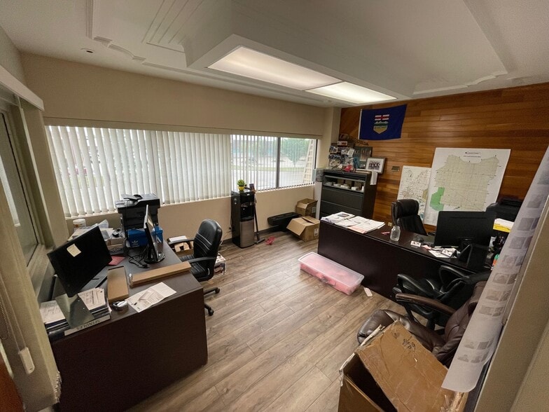 More Photos Of 15330 123 Av NW, Edmonton Warehouse For Sale