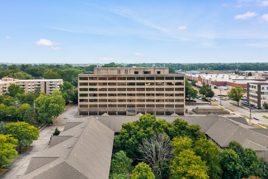 More Photos Of 20325 Center Ridge Rd, Rocky River Office For Sale