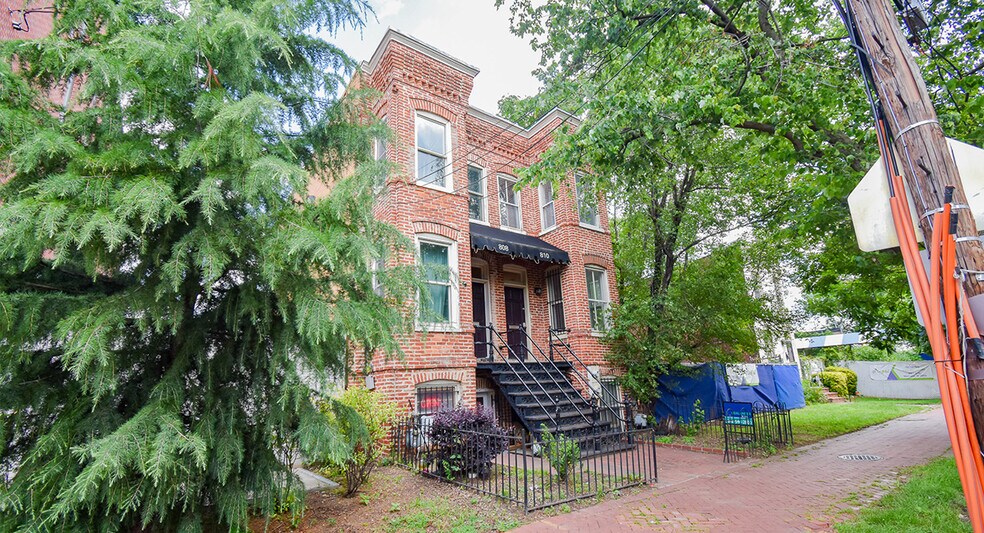 More Photos Of , Washington Office For Sale