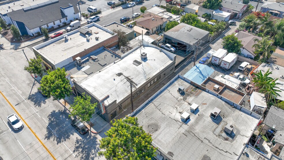 More Photos Of 8415 State St, South Gate Storefront For Sale