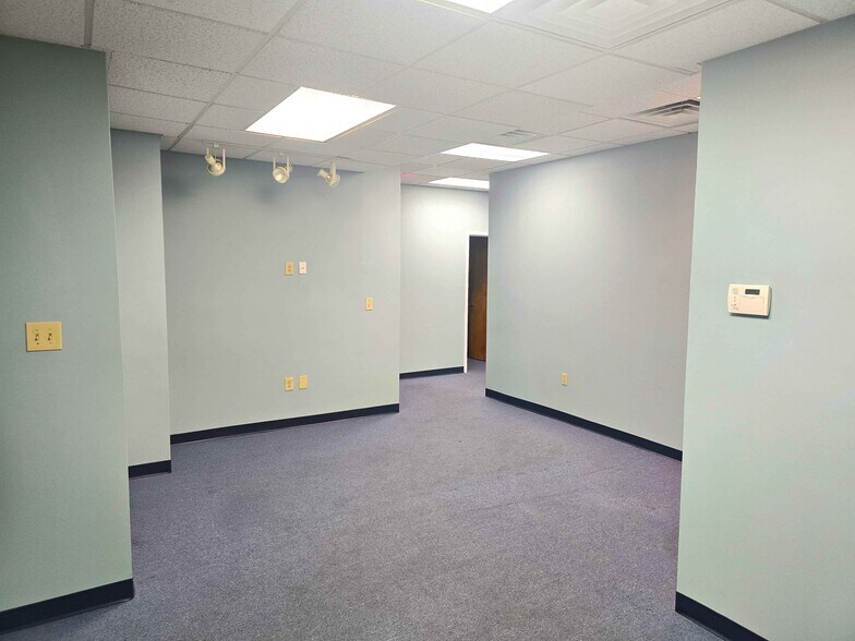 More Photos Of 1555 Howell Branch Rd, Winter Park Office For Lease