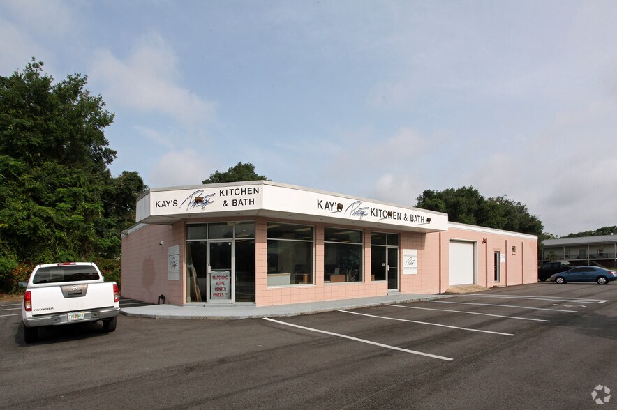 Primary Photo Of 2901 E St, Pensacola Freestanding For Lease