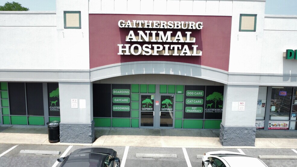 More Photos Of 206-300 N Frederick Ave, Gaithersburg Unknown For Lease