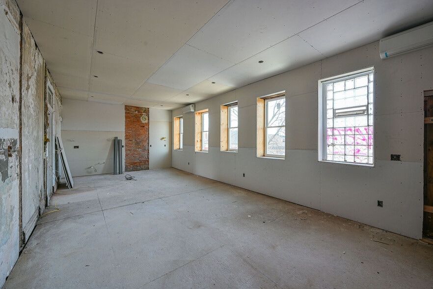 More Photos Of 1913 Central Ave, Cincinnati Office Residential For Sale