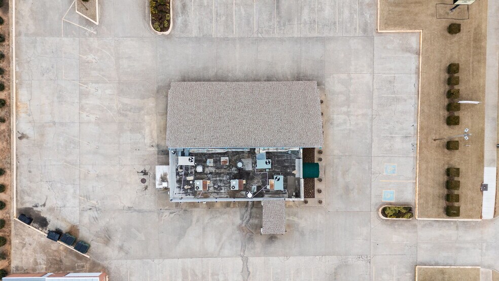 More Photos Of 3731 SE 15th St, Del City General Retail For Sale