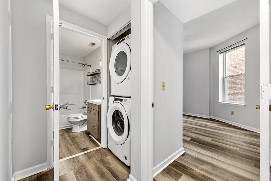 More Photos Of 3213 Vine St, Cincinnati Apartments For Sale