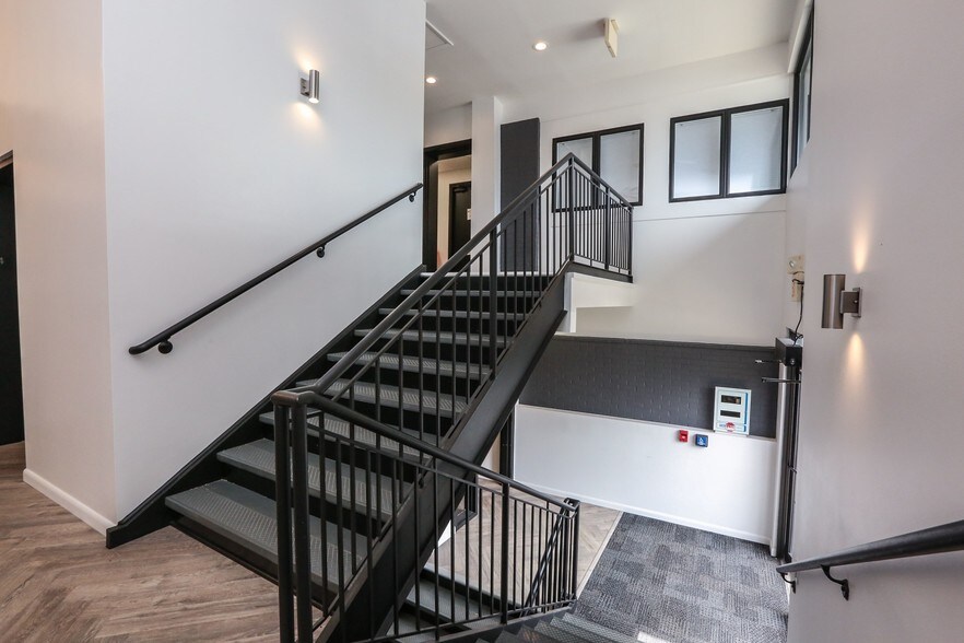 More Photos Of 1400 Portland Ave, Irondequoit Medical For Lease