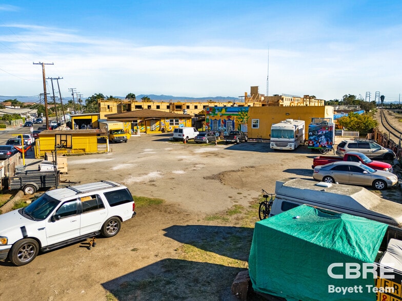 More Photos Of 5690 Cypress Rd, Oxnard Apartments For Sale