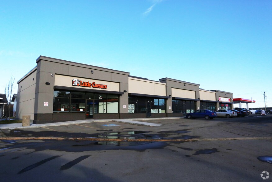 Primary Photo Of 4602 46 St, Olds General Retail For Lease