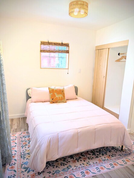 More Photos Of 520 N State St, Hagerman Specialty For Sale
