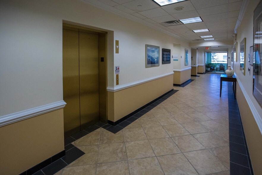 More Photos Of 210 Malapardis Rd, Cedar Knolls Office For Lease