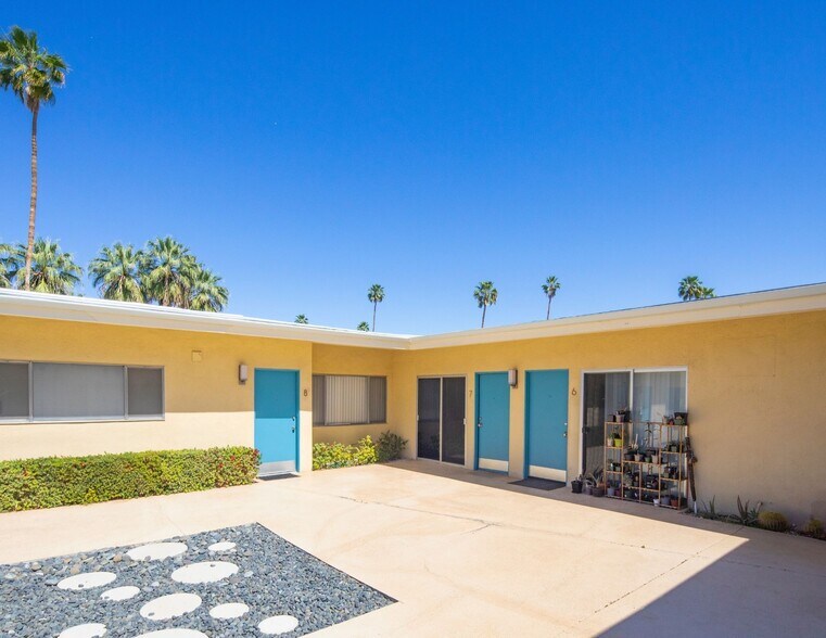 More Photos Of 1680 E Palm Canyon Dr, Palm Springs Apartments For Sale