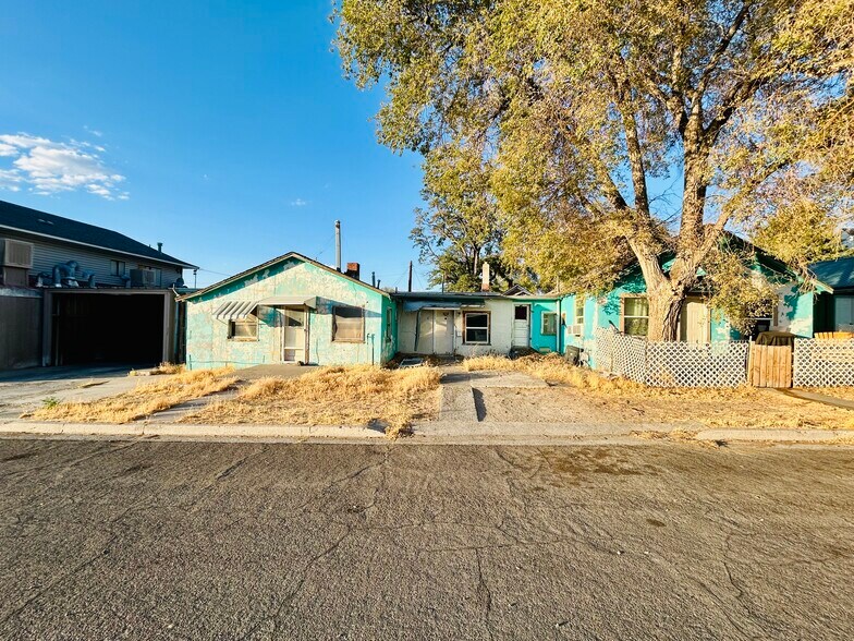 More Photos Of 547 W 4th St, Winnemucca Storefront Retail Residential For Sale