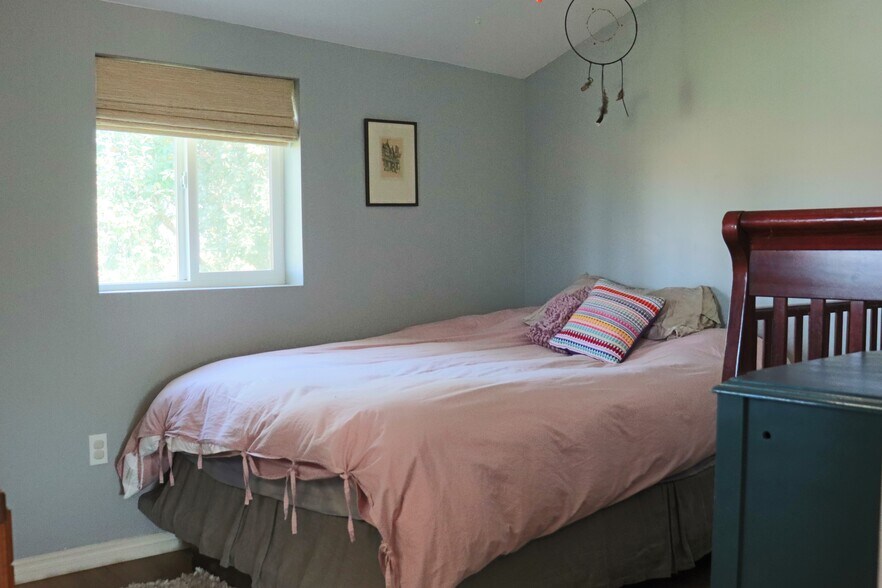 More Photos Of 47219 Highway 30, Haines Land For Sale